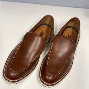 JOHNSTON & MURPHY Men’s. Brown Leather Loafers.  Size 8.5